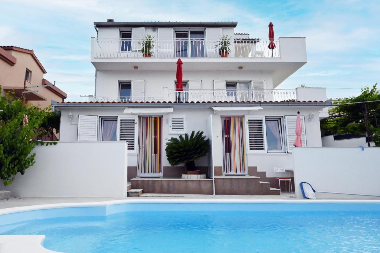 Apartments Mihovilovic - 50 M From Beach Slatine Dış mekan fotoğraf