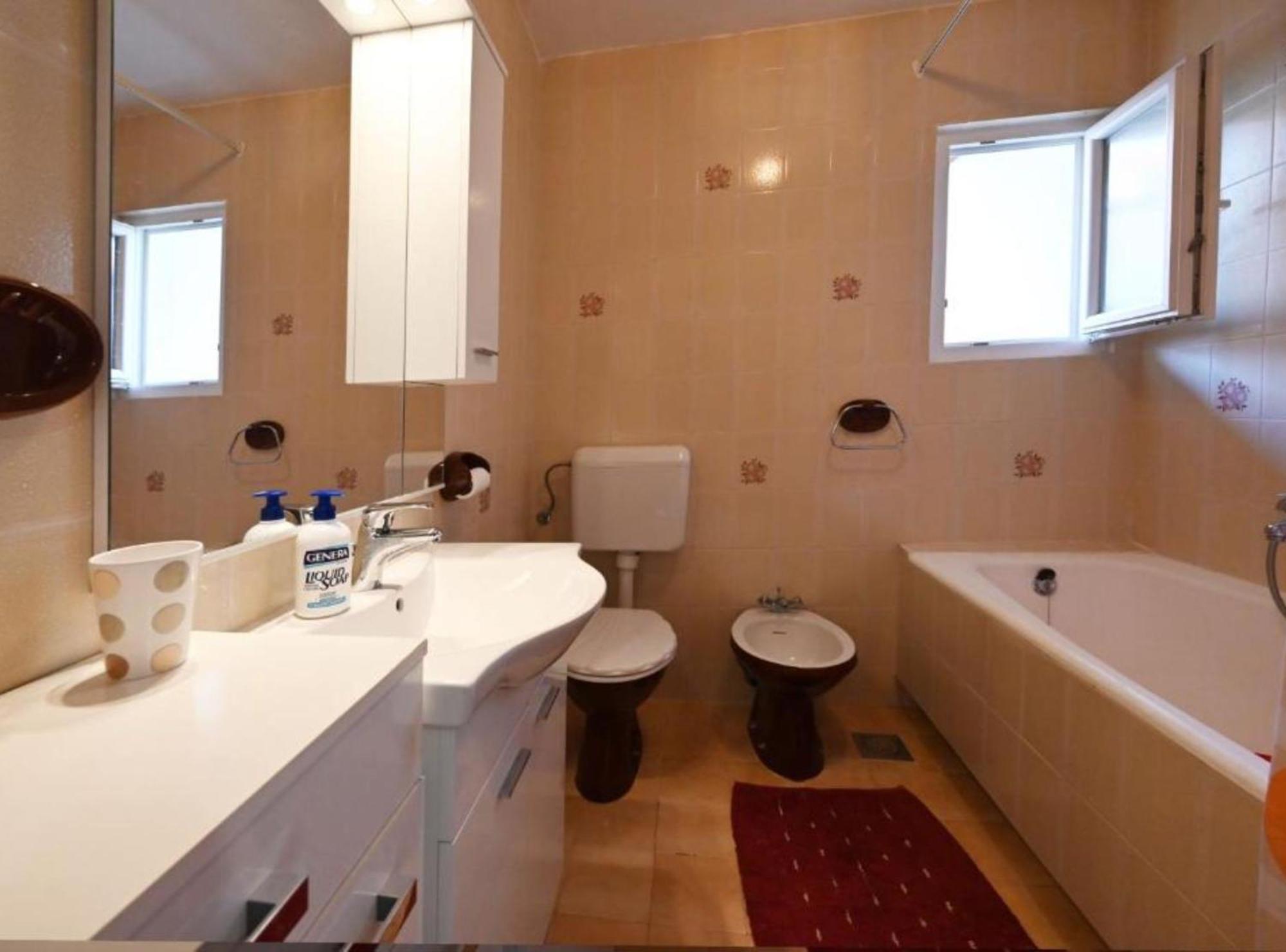 Apartments Mihovilovic - 50 M From Beach Slatine Dış mekan fotoğraf