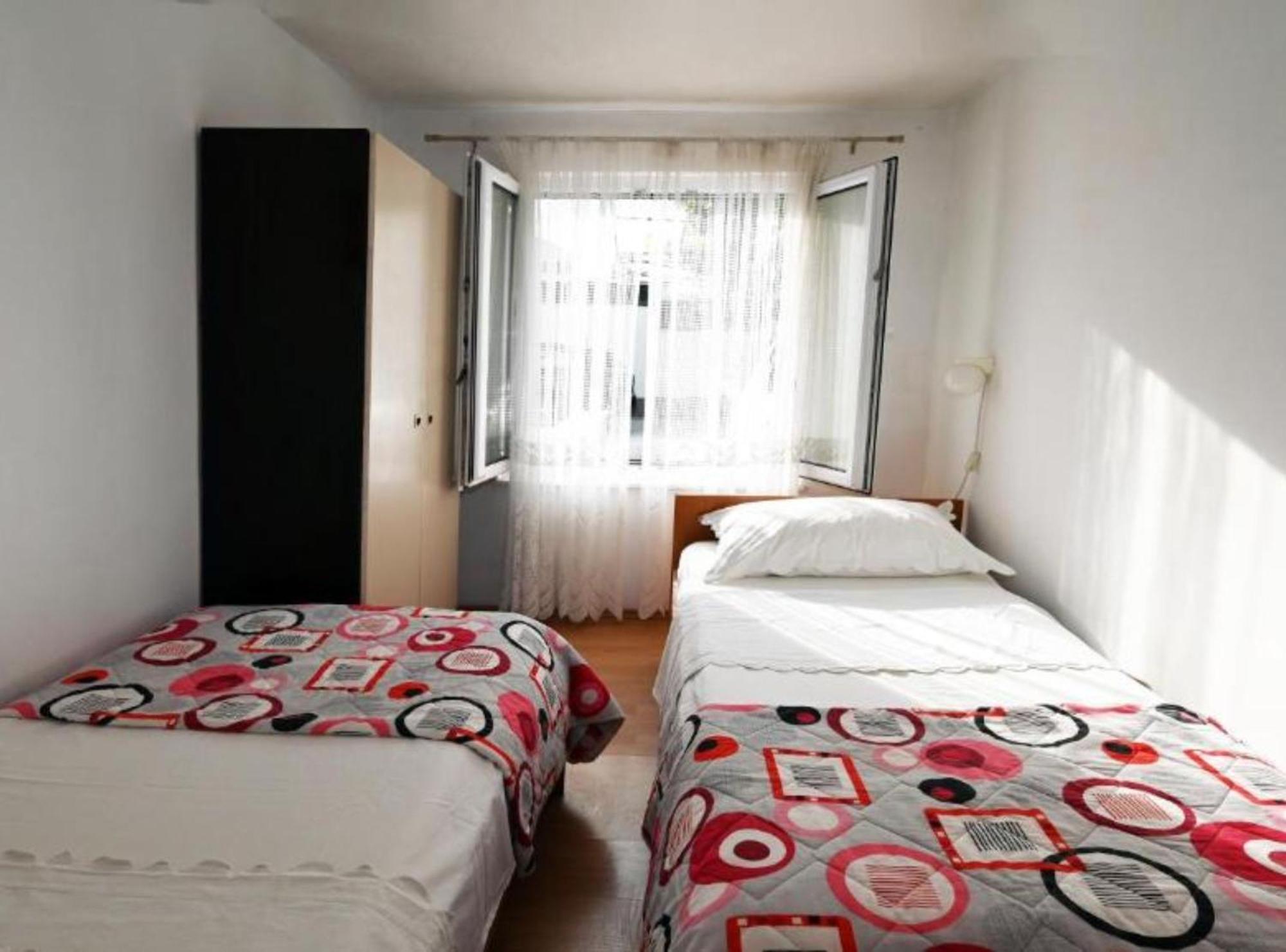 Apartments Mihovilovic - 50 M From Beach Slatine Dış mekan fotoğraf