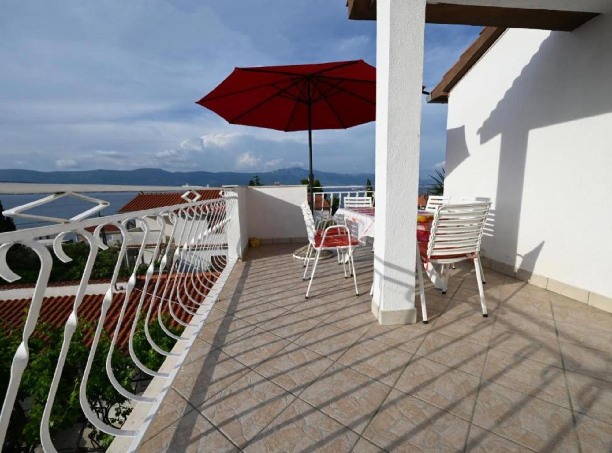Apartments Mihovilovic - 50 M From Beach Slatine Dış mekan fotoğraf
