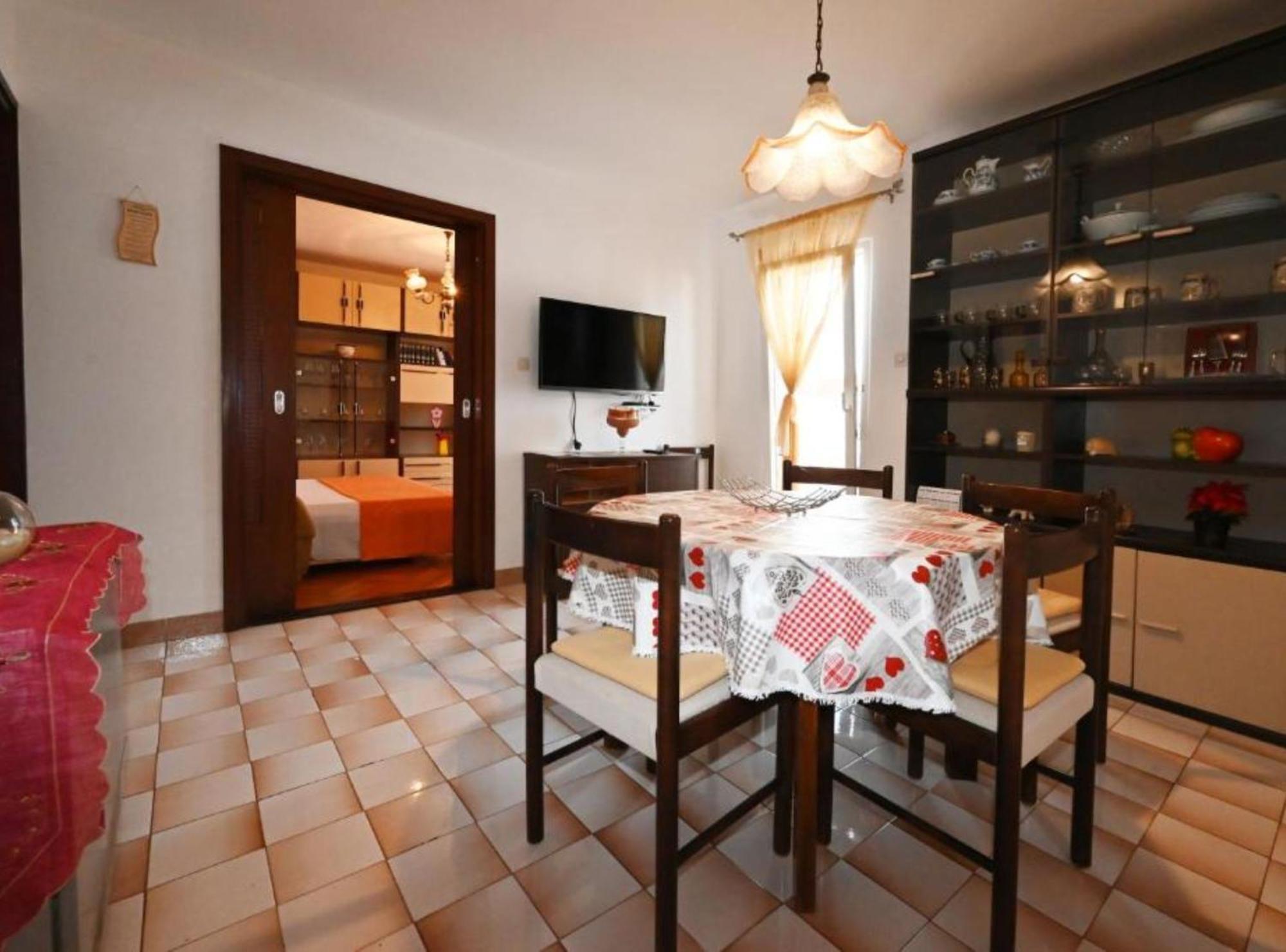 Apartments Mihovilovic - 50 M From Beach Slatine Dış mekan fotoğraf